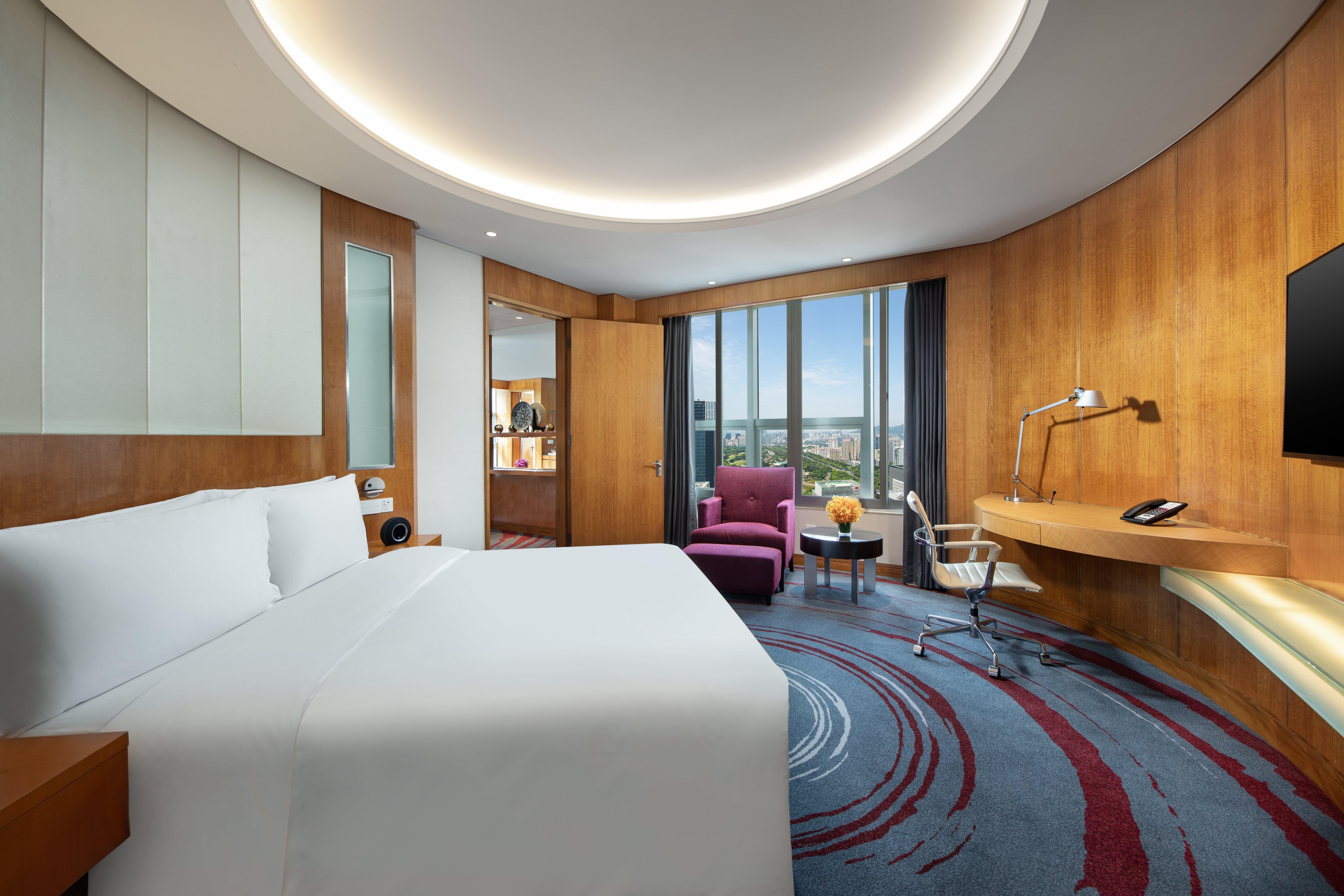 Crowne Plaza Shenzhen Futian, Near To Shenzhen Convention&Exhibition Centre, Shenzhen Stock Exchange And Shenzhen Civic Center, Outdoor Heated Pool Hotel Bagian luar foto